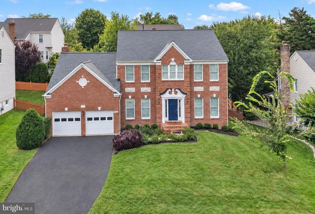 7912 BRACKSFORD CT, Fairfax Station, VA 22039