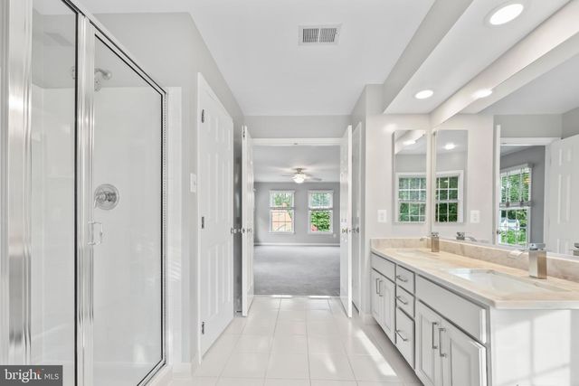 7912 BRACKSFORD CT, Fairfax Station, VA 22039
