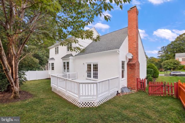 7912 BRACKSFORD CT, Fairfax Station, VA 22039