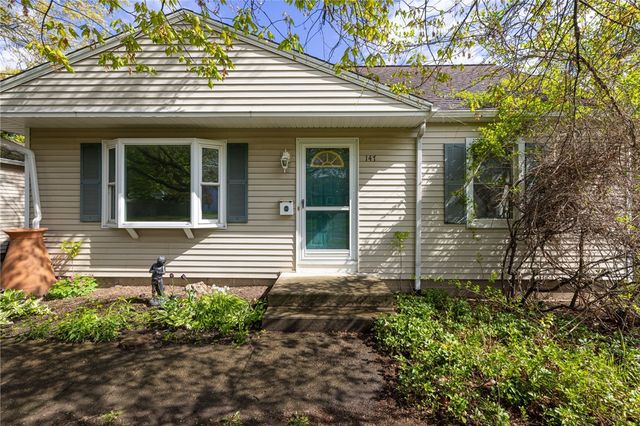 147 Hilltop Road, Greece, NY 14616