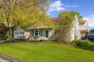 147 Hilltop Road, Greece, NY 14616