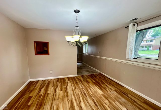 3023 Fairlawn Drive, Columbus, IN 47203