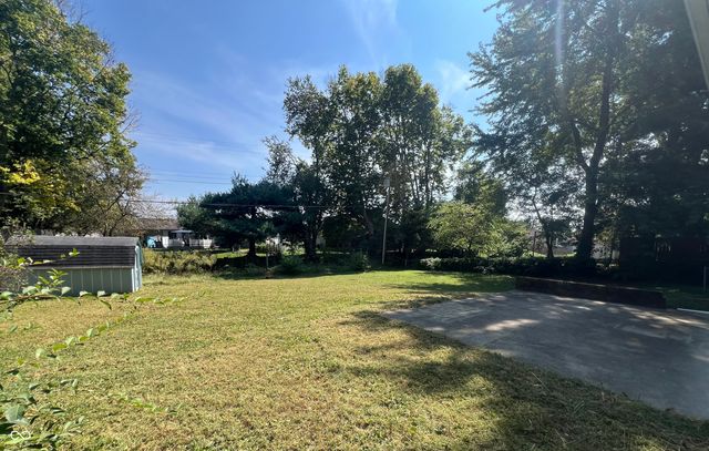 3023 Fairlawn Drive, Columbus, IN 47203