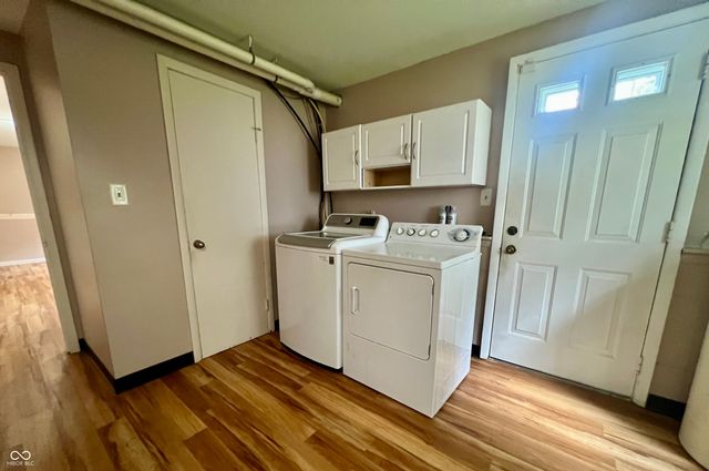 3023 Fairlawn Drive, Columbus, IN 47203