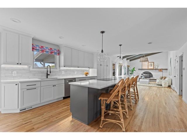 3692 S Newport Way, Denver, CO 80237