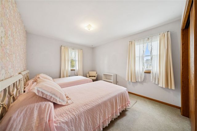 2133 Knox Avenue, Latrobe, PA 15650