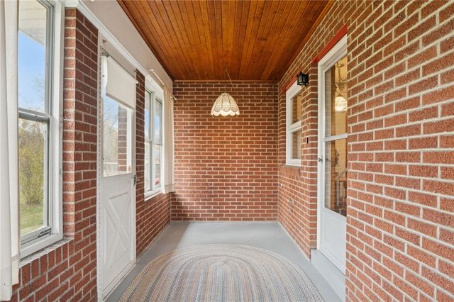 2133 Knox Avenue, Latrobe, PA 15650