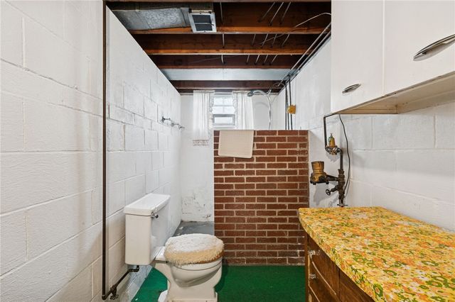 2133 Knox Avenue, Latrobe, PA 15650