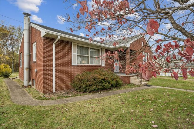 2133 Knox Avenue, Latrobe, PA 15650