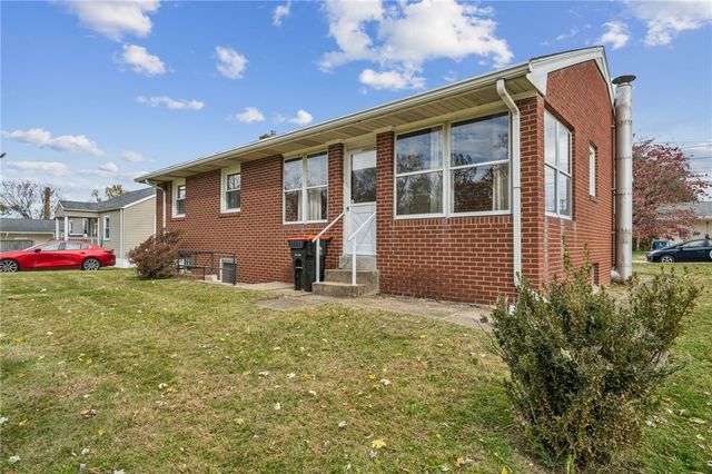 2133 Knox Avenue, Latrobe, PA 15650