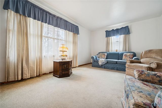 2133 Knox Avenue, Latrobe, PA 15650