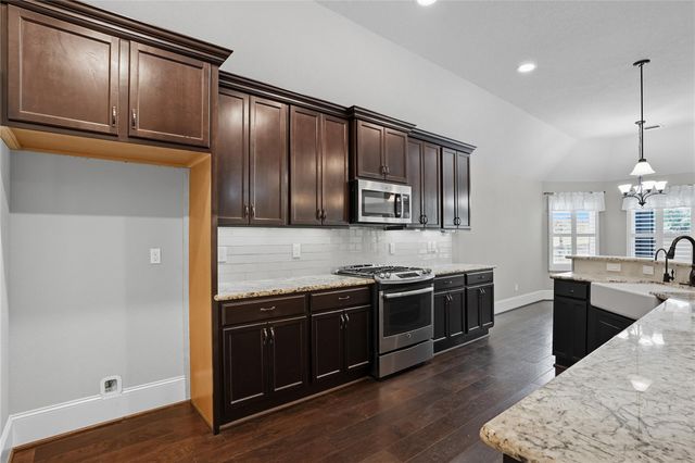 5438 Zephyr Lane, Willis, TX 77318