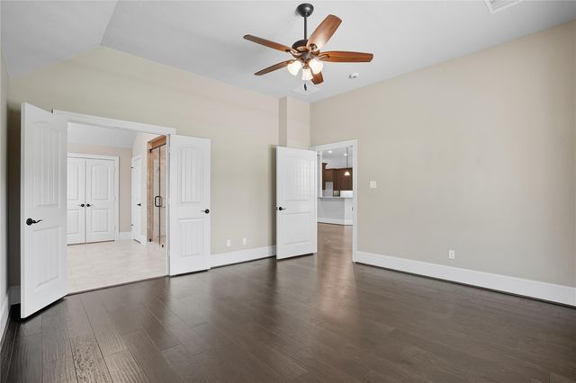 5438 Zephyr Lane, Willis, TX 77318