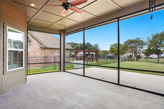 5438 Zephyr Lane, Willis, TX 77318