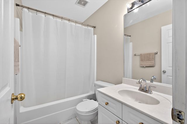7252 Highway 70 S Apt 503, Nashville, TN 37221