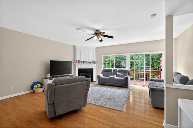 7252 Highway 70 S Apt 503, Nashville, TN 37221
