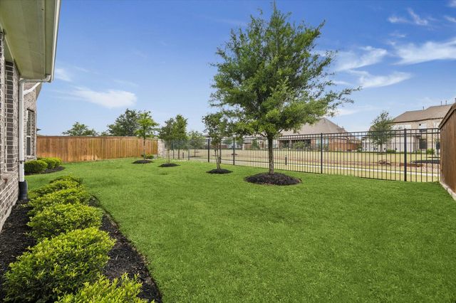 10523 Winding Arbor Court, Cypress, TX 77433