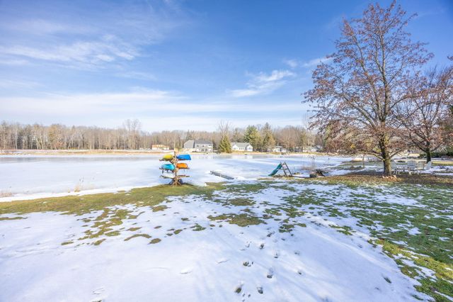 9158 Elmwood Court 185, Morton Twp, MI 49346