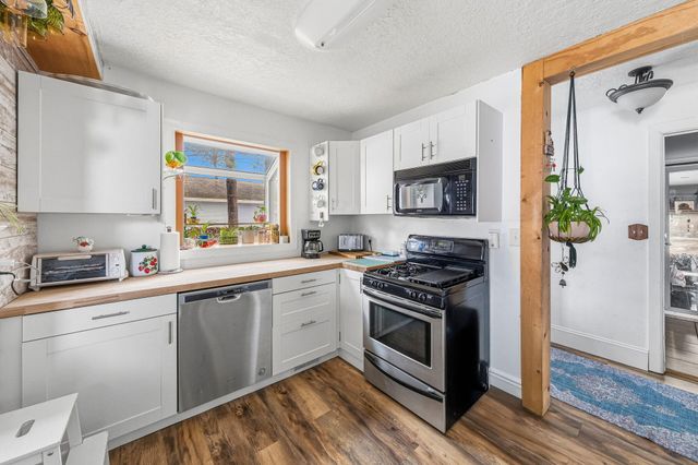 9158 Elmwood Court 185, Morton Twp, MI 49346