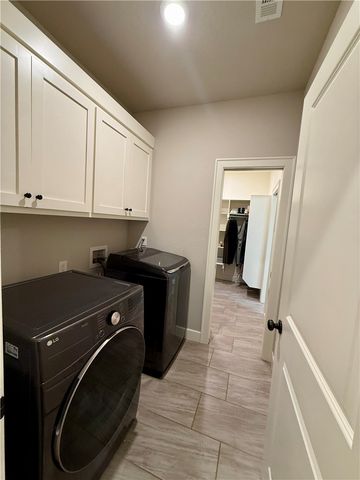 710 Oakley Street, Pea Ridge, AR 72751