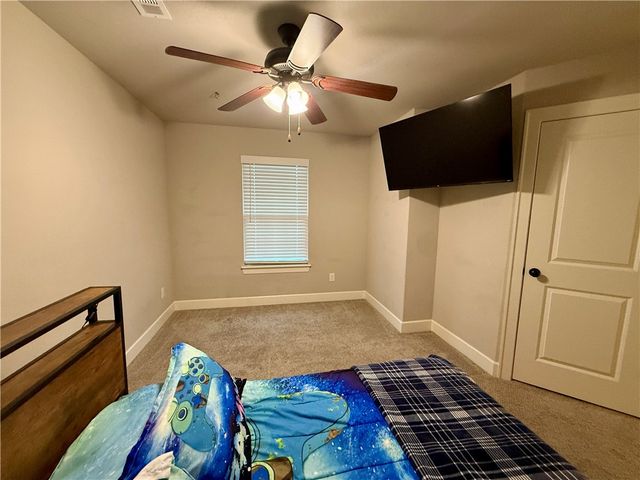 710 Oakley Street, Pea Ridge, AR 72751