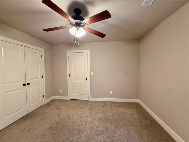 710 Oakley Street, Pea Ridge, AR 72751