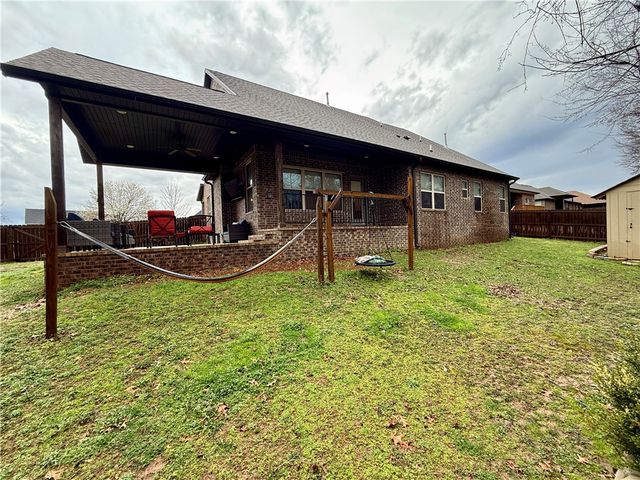 710 Oakley Street, Pea Ridge, AR 72751