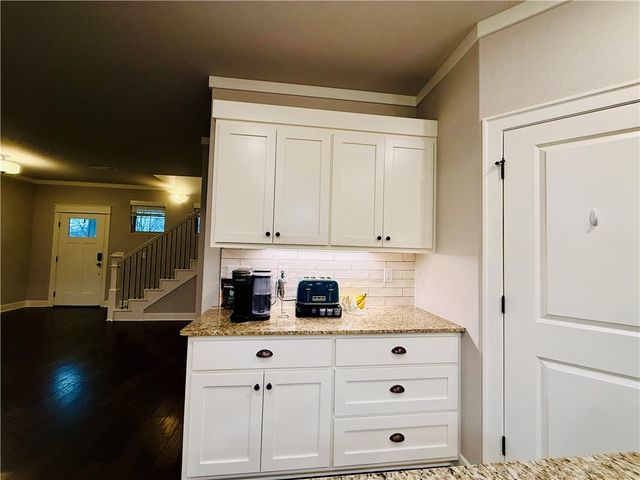 710 Oakley Street, Pea Ridge, AR 72751