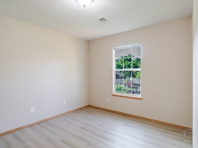 3005 NE 14th Street, Bentonville, AR 72712