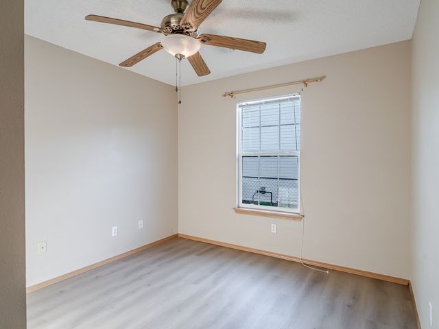 3005 NE 14th Street, Bentonville, AR 72712