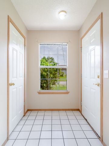 3005 NE 14th Street, Bentonville, AR 72712