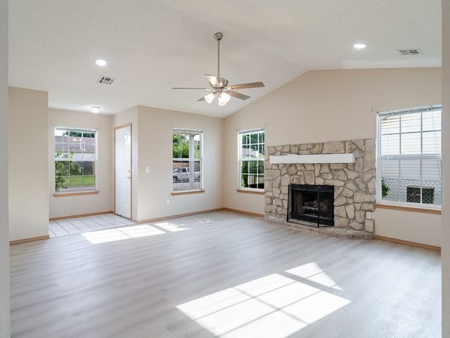 3005 NE 14th Street, Bentonville, AR 72712