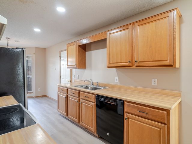 3005 NE 14th Street, Bentonville, AR 72712