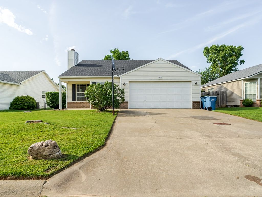 3005 NE 14th Street, Bentonville, AR 72712