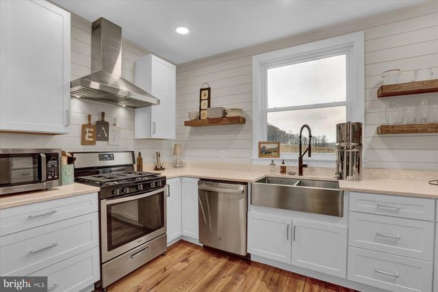 1800 LOWER BAILEY ROAD, Newport, PA 17074
