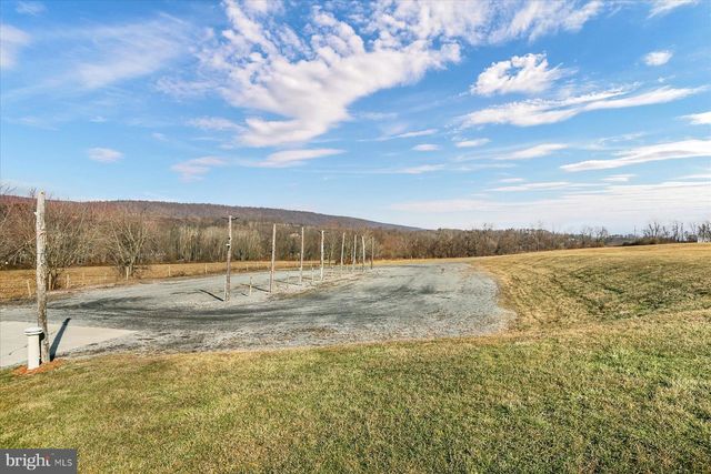 1800 LOWER BAILEY ROAD, Newport, PA 17074
