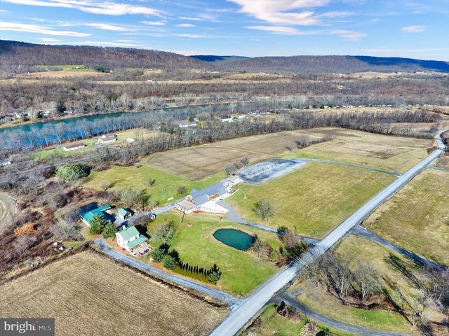 1800 LOWER BAILEY ROAD, Newport, PA 17074