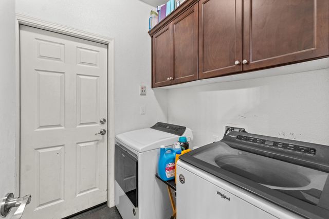 7468 Ensminger Avenue, Visalia, CA 93291