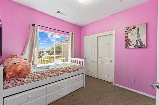 7468 Ensminger Avenue, Visalia, CA 93291