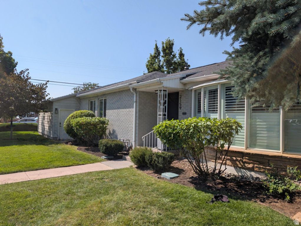 2159 E BENDAMERE CIR, Salt Lake City, UT 84109 — exterior