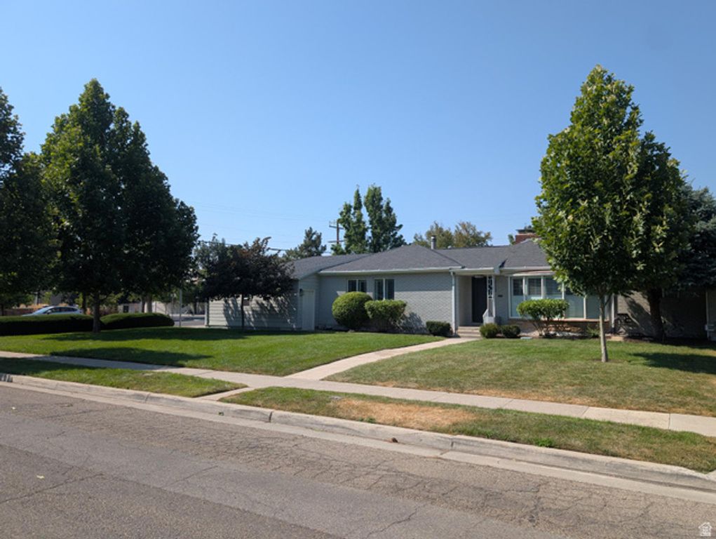 2159 E BENDAMERE CIR, Salt Lake City, UT 84109 — photo 3