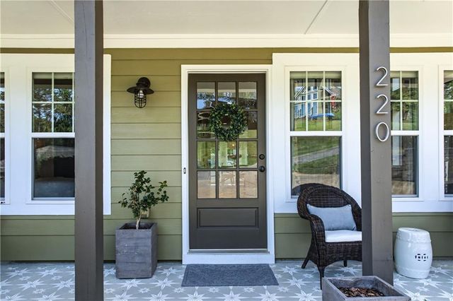 220 Lakeside Drive, Waleska, GA 30183