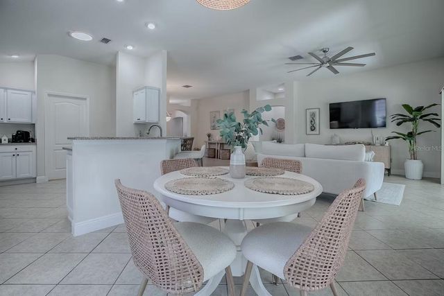 1064 ALCOVE LOOP, The Villages, FL 32162