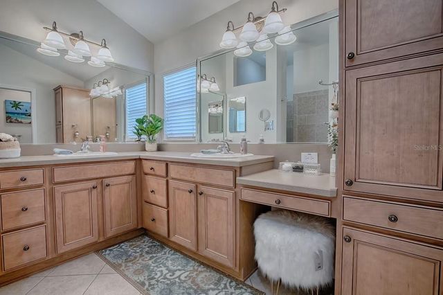 1064 ALCOVE LOOP, The Villages, FL 32162