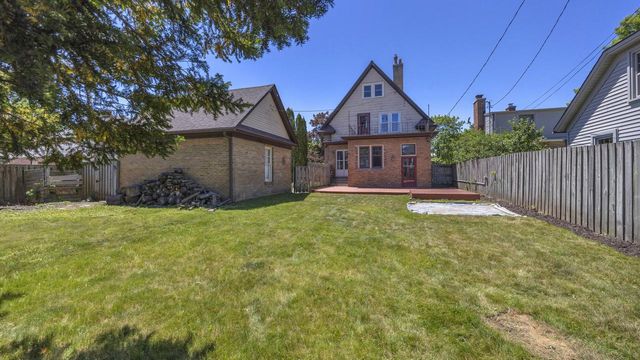 1919 N 4th STREET, Sheboygan, WI 53081