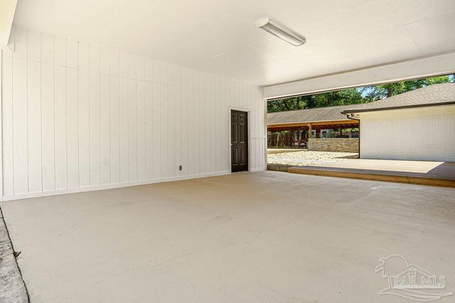 6050 Cheyenne Dr, Milton, FL 32570