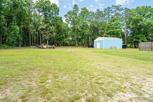 6050 Cheyenne Dr, Milton, FL 32570