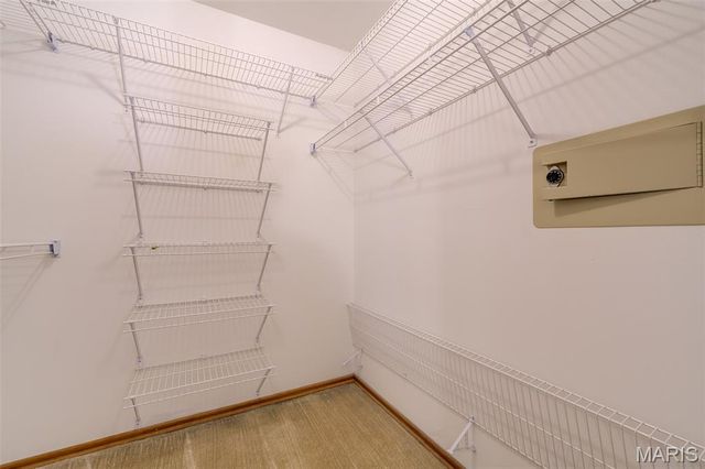 1021 N Duchesne Drive, St Charles, MO 63301