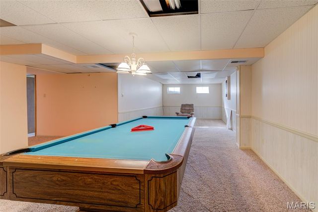 1021 N Duchesne Drive, St Charles, MO 63301