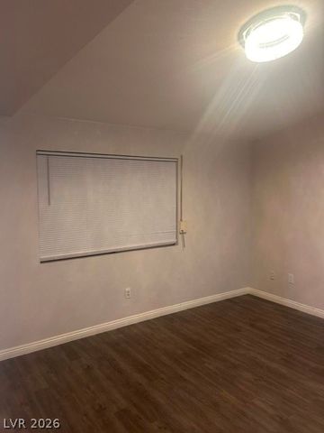 6421 Melody Rose Avenue, Las Vegas, NV 89108